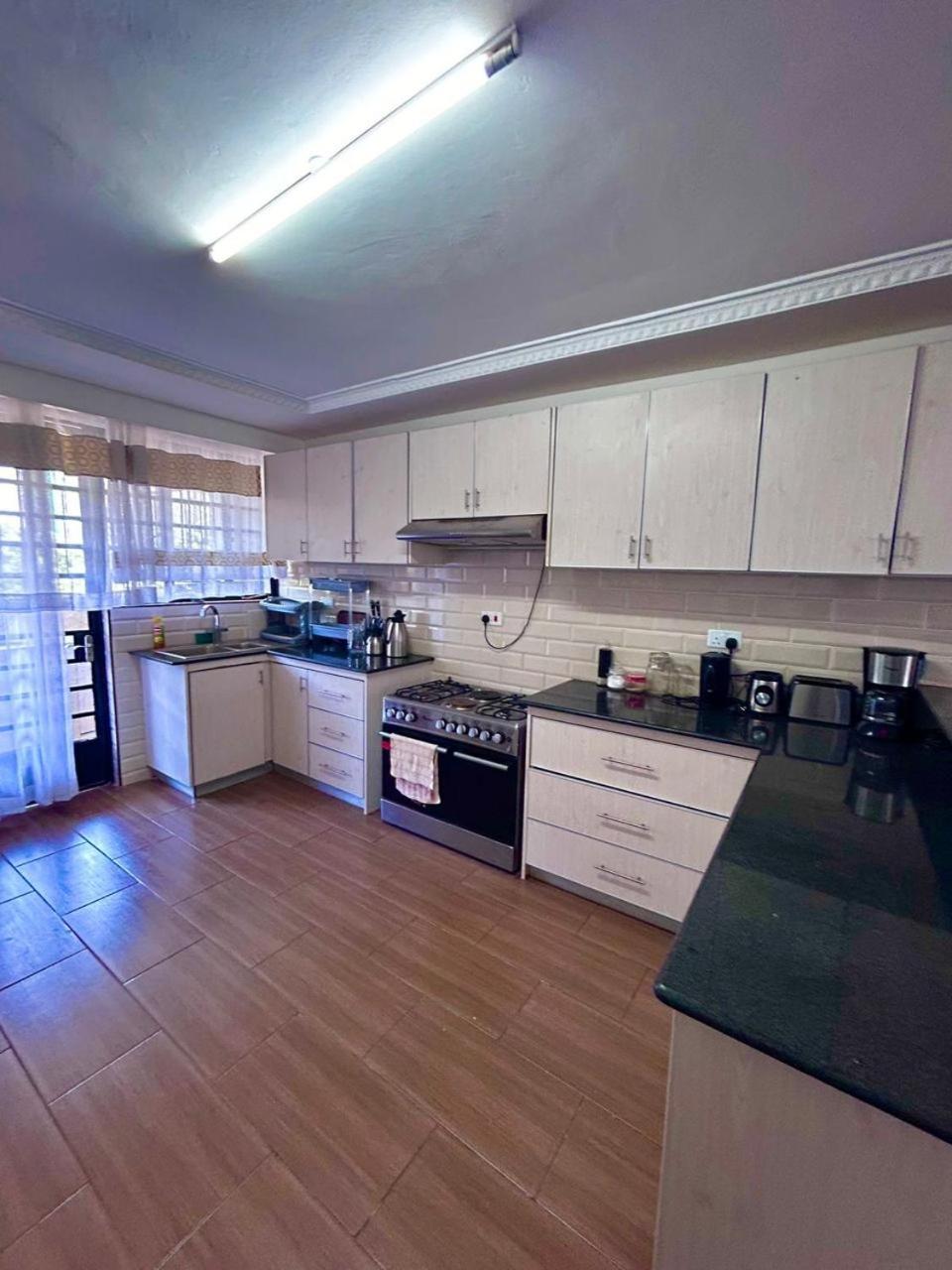 Casa Misa Riverside Nairobi Eksteriør billede
